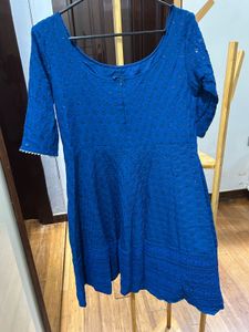 Thread And Sequins Work Suit Set