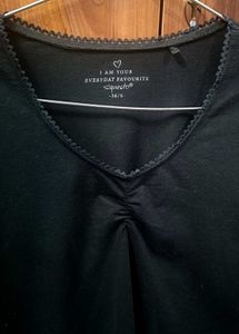 Y2k V-neck Tshirt