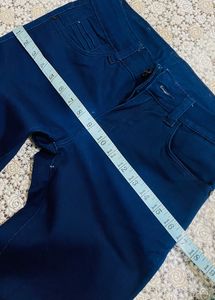 NEW Boom Jeans With Zipper Bottom