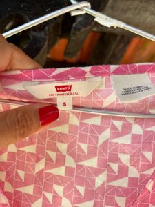 Pink Levi’s Top