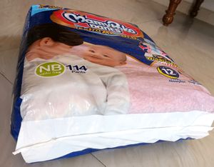 MamyPoko Pants Extra Absorb Baby Diapers, New Born/X-Small (NB/XS), 114 Count, Upto 5kg