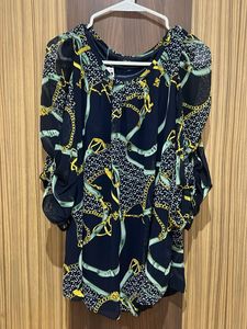 Chic Chain Print Top