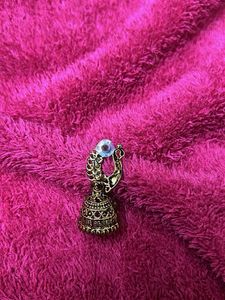 Gold Toned Jhumkas ✨