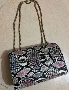 Chic Clutch