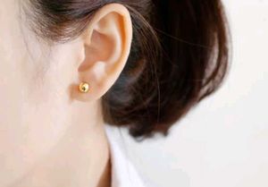 Golden Ball Stud Earrings 😍