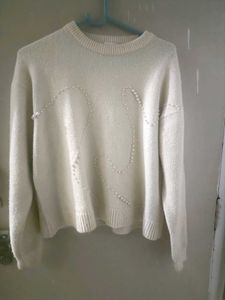 Cute White Pearl 🦪 Sweater