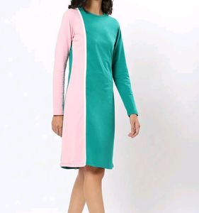 Women&#39;s Green Colour Block Slim Fit Dress