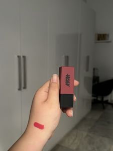 Nykaa Ultra Matte Lipstick in coco