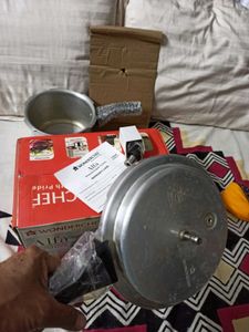 Virgin Aluminium Pressure Cooker (3 L)