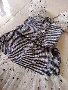 KIDS DRESS🖤🌼