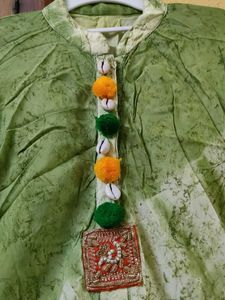 Beautiful Green Coloured Ethnic Gown