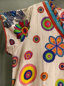Multicolored Floral Pattern Straight Kurta
