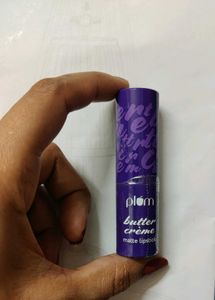 Plum Butter Lipstick And Mamaearth Lipstic