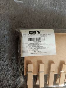 Wooden Clip Set