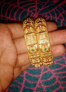 Gold Tone Dangle Earring, Bangles,Chocker Set