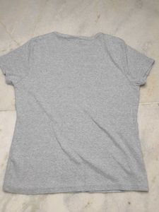 H&amp;M Grey T-shirt