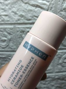 Hyphen Hydrating Ceramide Toner Essence