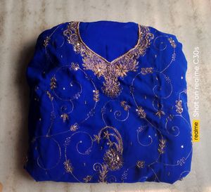 Women Zari Handwoven Embroidery Suit