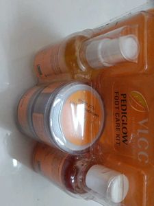 VLCC Skincare Kit