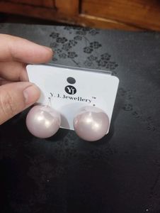 Pearl Studs