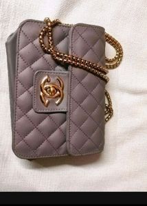 Gucci Symbol Sling Bag 🛍️