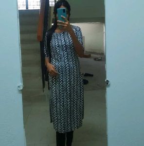 Printed Blue & White Kurti