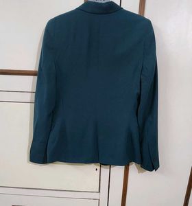 VAN HEUSEN Lead Lady Blazer