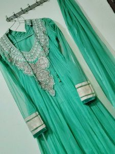 Elegant Green Gown Suit💗