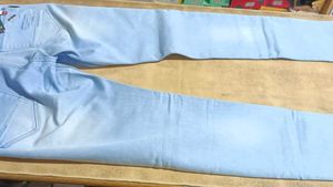 Allen Martin Light Wash Jeans - Size 34