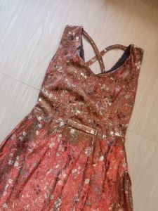 Prettiest Shimmery Gown From Pretty Women 🧡✨💅