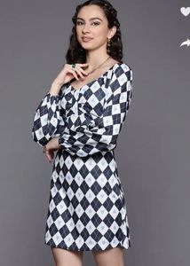 Sweetheart Neckline Dress