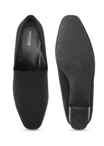 Women Black Sold Plumps