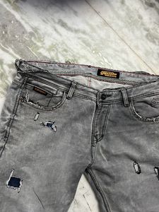Men’s Jeans Damage