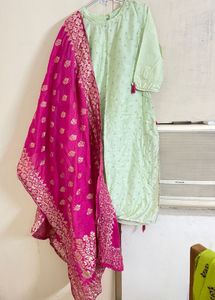 Green And Pink Combination Coloured Kutra Set