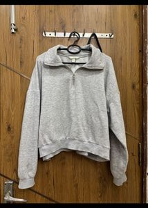 Grey Sweatshirt