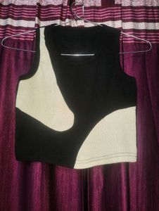 Trendy Two-Tone Tank Top
