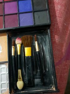 The makeup kit..