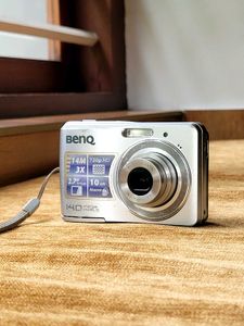 BENQ DC-C1420 Digital Camera