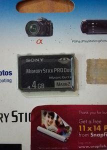 Brand New Sony 4 GB Memory Card For Digital Camera