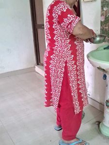 Red & White Kurti