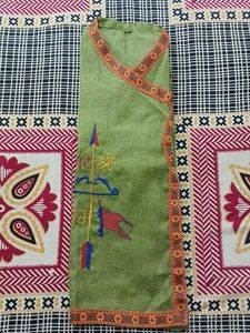 Well Maintained Ethnic wear.