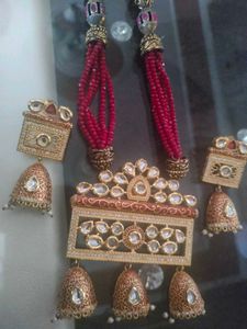 Kundan Antique Necklace With Earrings
