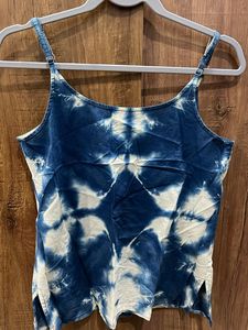 Tie-Dye Sleeveless Tank Top