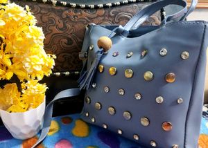 Stylish SLING Bag For Girls 🥰🙋‍