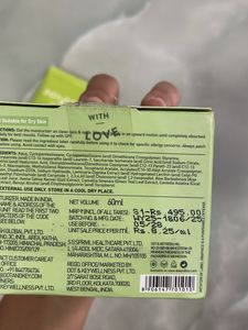 Dot &amp; Key Face Wash