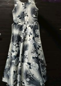 Long Flared Gown For Girls🖤