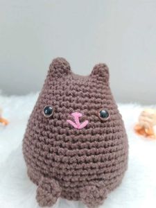 Crochet Amigurumi Chubby Cat