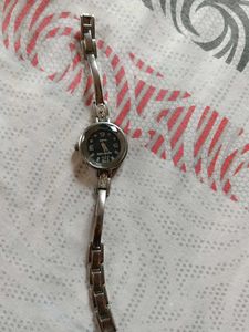 Quartz Ladies Watch