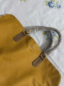 Big sized Oriflame Handbag