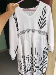 Womens Printed Top